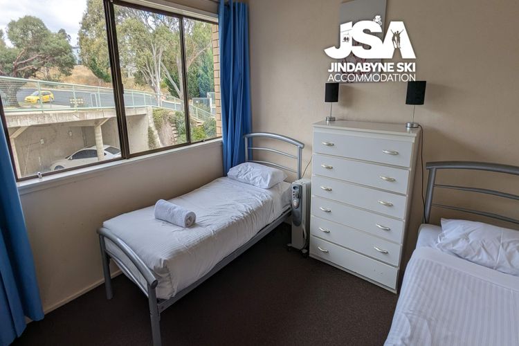 Alpine Mountain View 48