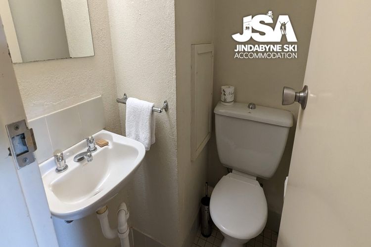 Alpine Mountain View 48