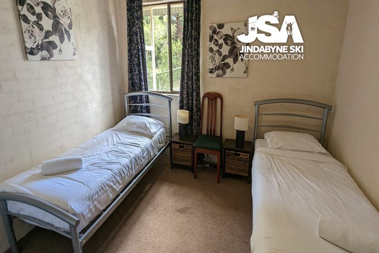 Alpine Mountain View 48