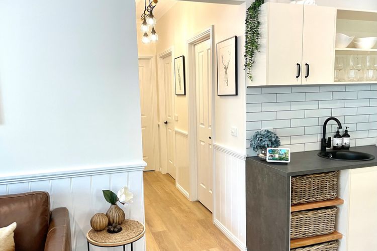 Autumn Beauty – Alpine Cottage 5