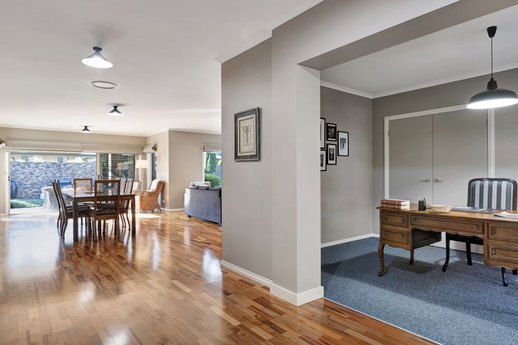 Collins Retreat – 4 Bedroom home with Pool