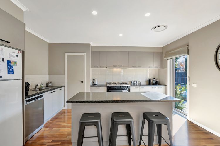 Collins Retreat – 4 Bedroom home with Pool