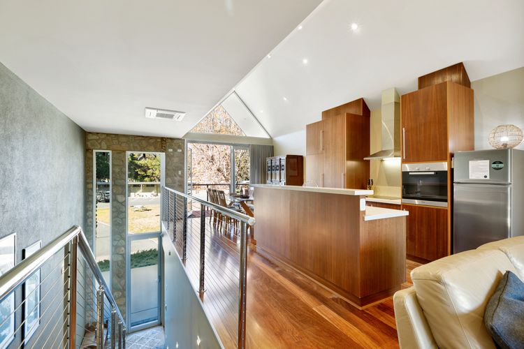 Unit 6 Centenary Park Townhouse