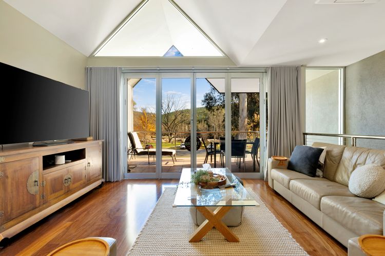 Unit 6 Centenary Park Townhouse