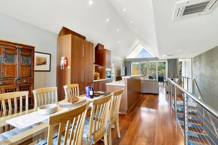 Unit 6 Centenary Park Townhouse