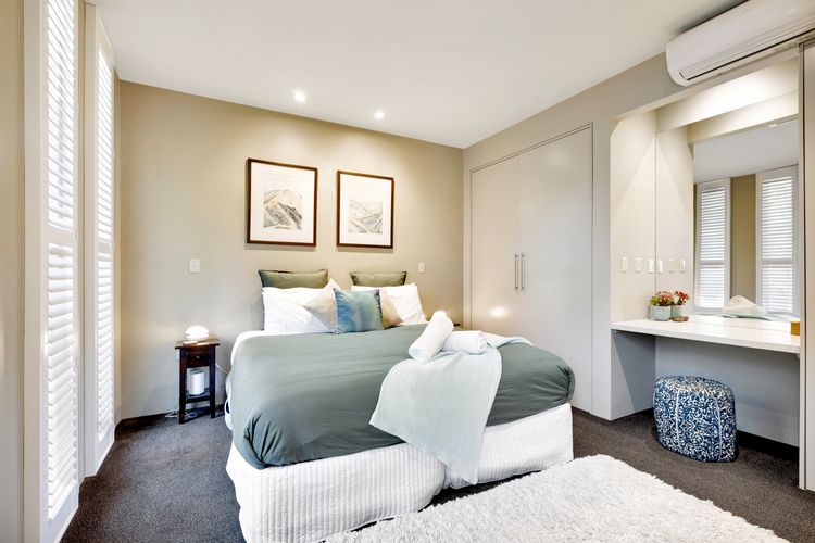 Unit 6 Centenary Park Townhouse