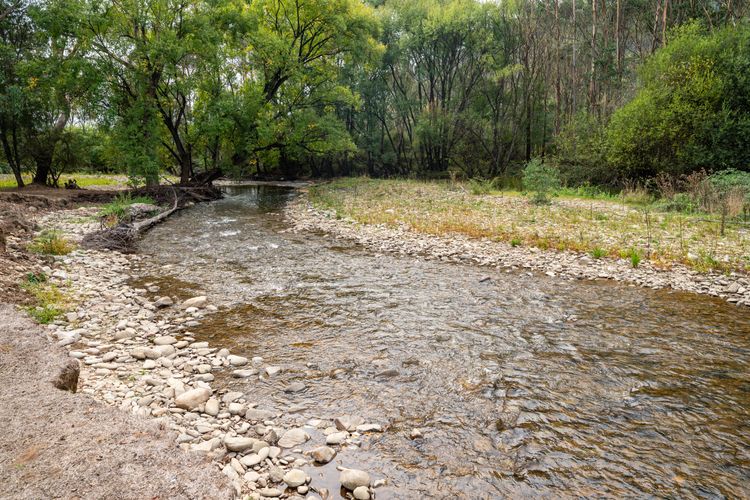 Mountain and River Retreat