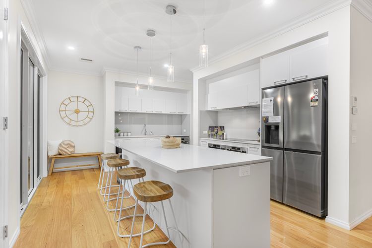 Mountain and River Retreat