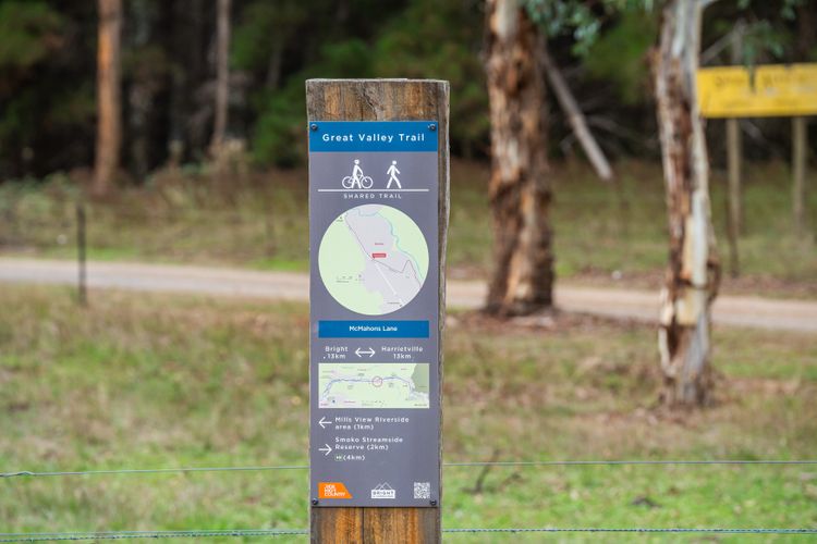 Mountain and River Retreat