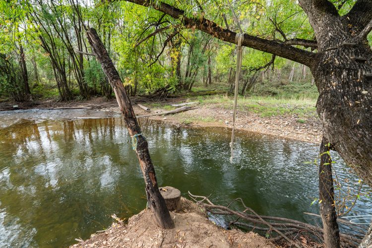 Mountain and River Retreat