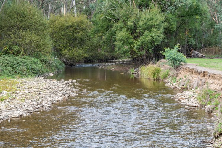 Mountain and River Retreat