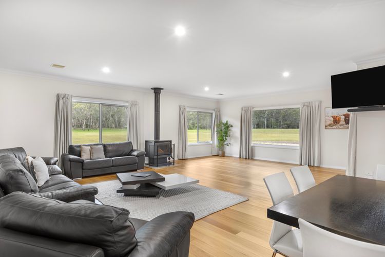 Mountain and River Retreat