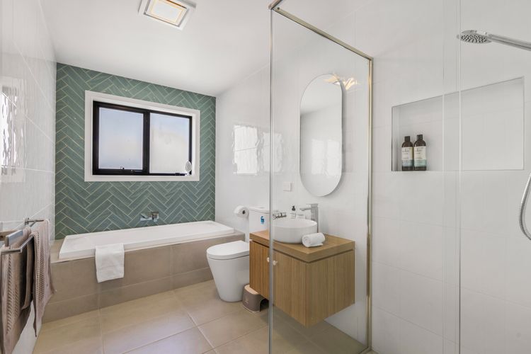 Pioneer Lane Bright Retreat