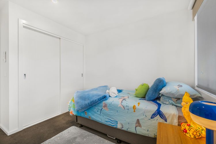 Pioneer Lane Bright Retreat