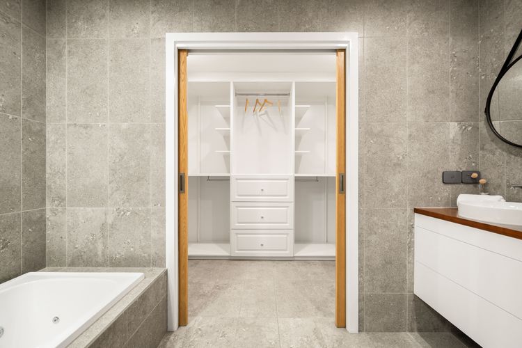 Hideaway House Bright