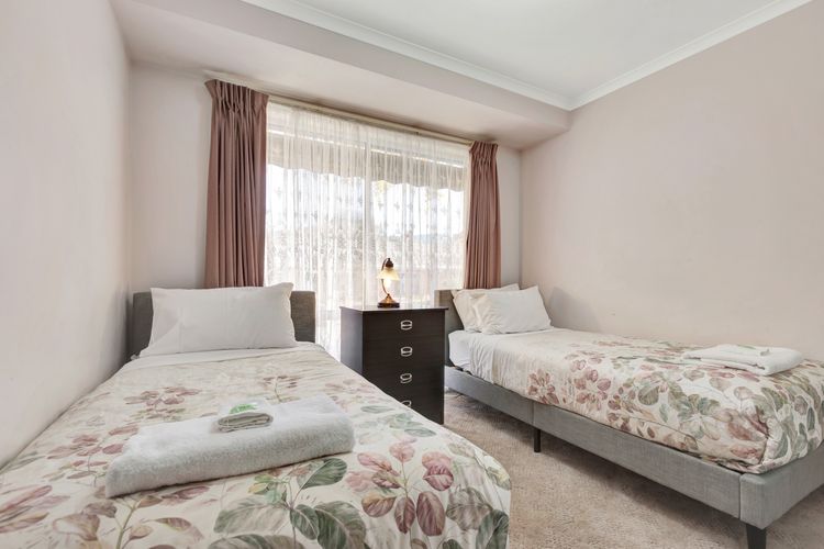 Wood Street Central – Central location!