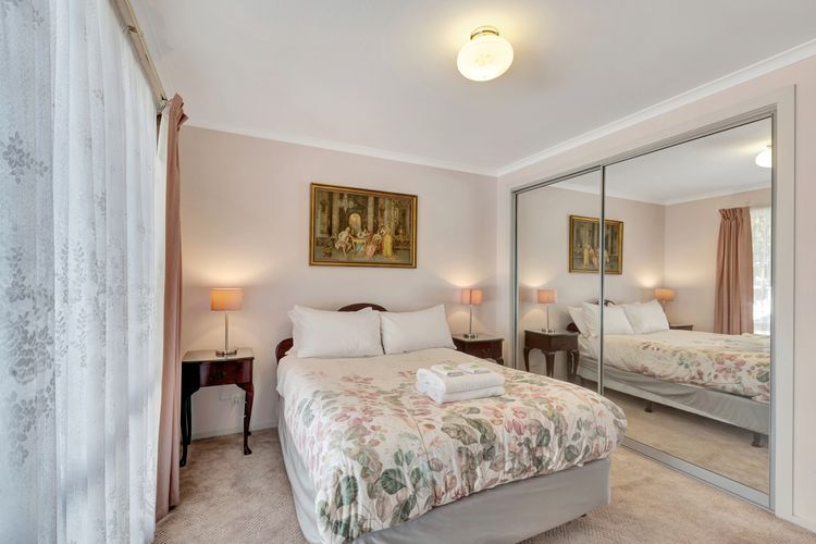 Wood Street Central – Central location!