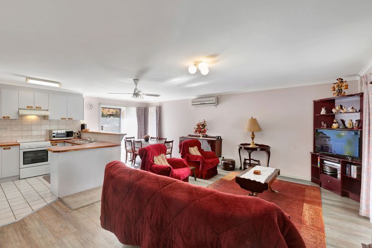 Wood Street Central – Central location!