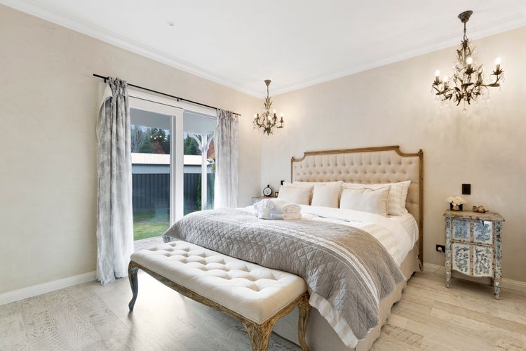 Collins Cottage – Luxury Accommodation