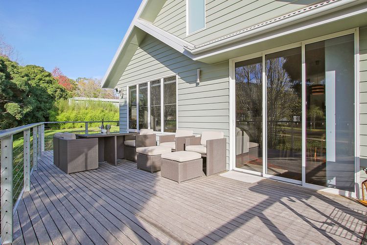 Couples on the Park – Great location!