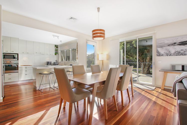 Couples on the Park – Great location!