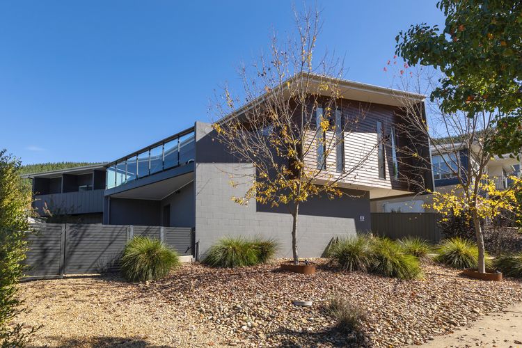 Mountain Mist Retreat – 5 Bedrooms