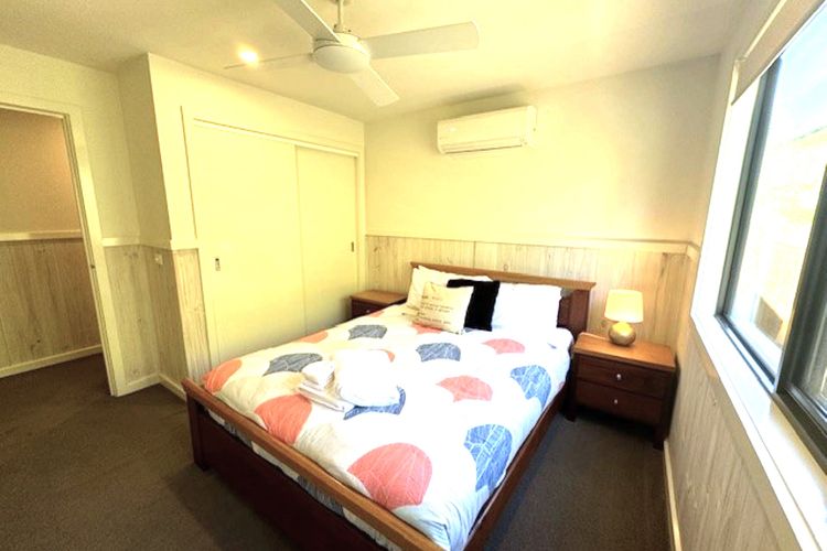 BLUE Haven In Bright Victoria