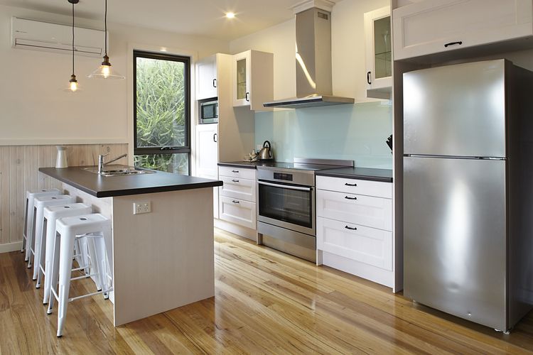 BLUE Haven In Bright Victoria