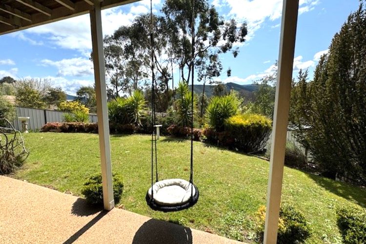 Artee House – A Bright Escape