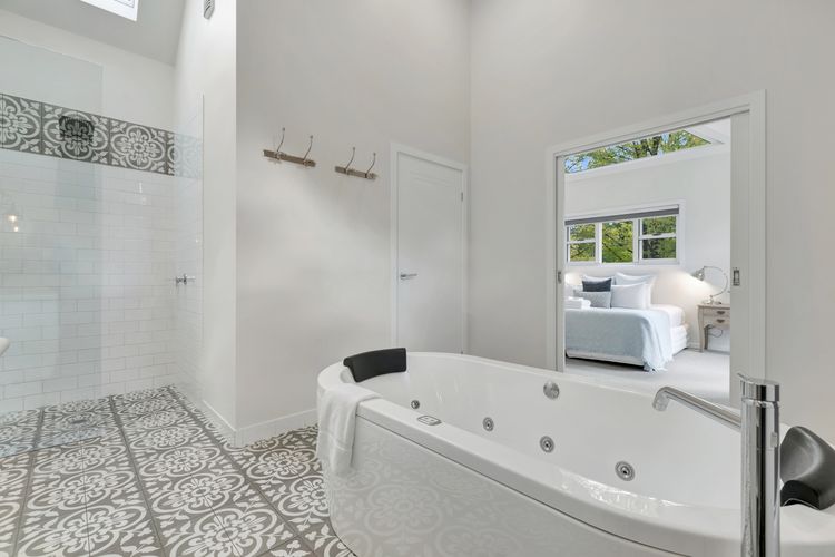 Beyond Bliss – Guesthouse 1