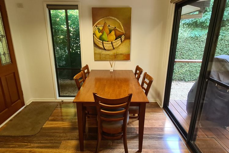 Rail Trail Cottage – BRIGHT