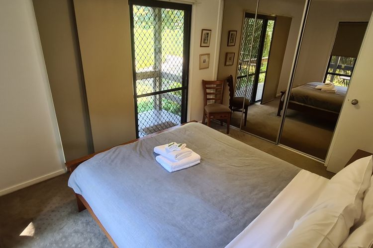 Rail Trail Cottage – BRIGHT