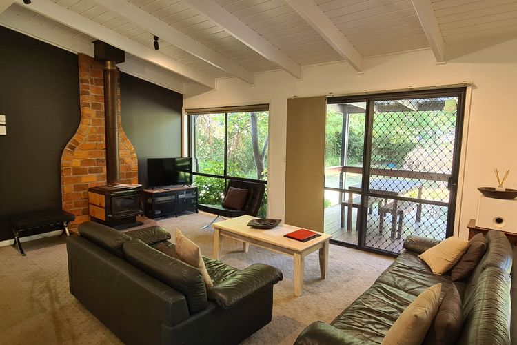 Rail Trail Cottage – BRIGHT