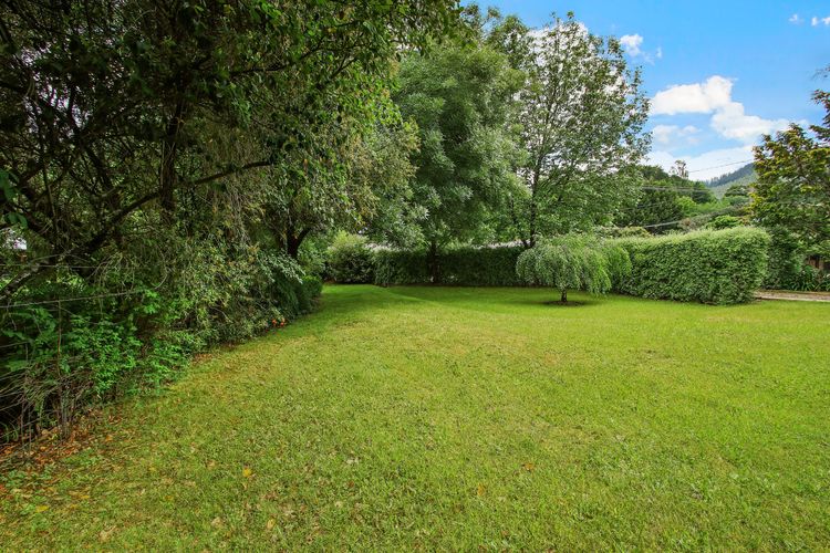 Rail Trail Cottage – BRIGHT