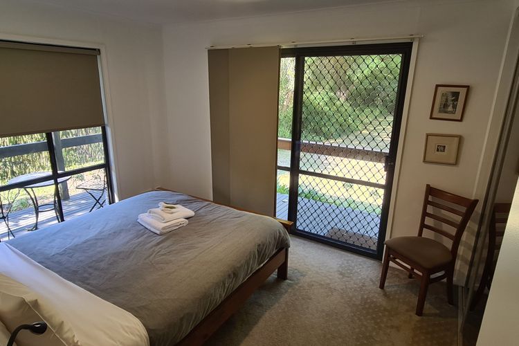 Rail Trail Cottage – BRIGHT