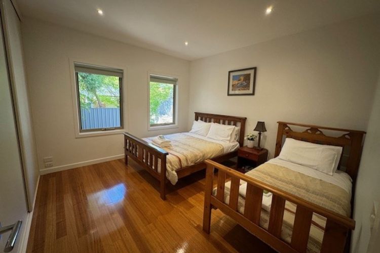 Track 4 – On the Rail Trail