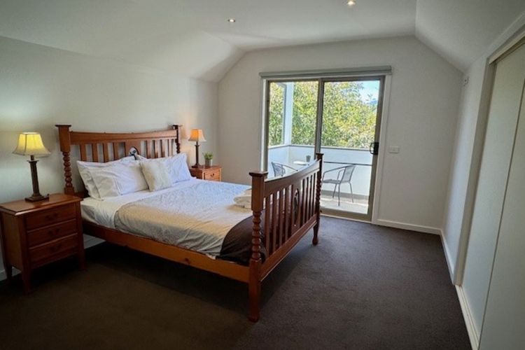 Track 4 – On the Rail Trail