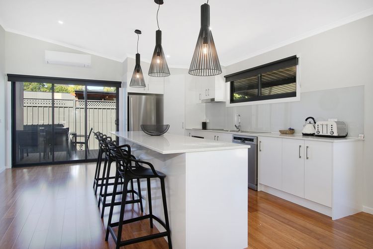 Snowgum Bright Retreat – 1