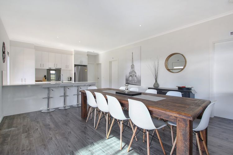 Snowgum Bright Retreat – 2