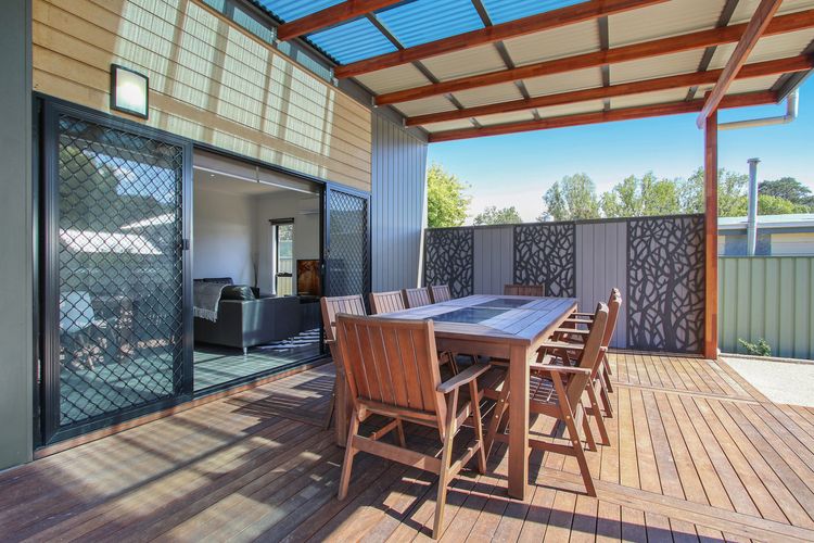 Snowgum Bright Retreat – 2