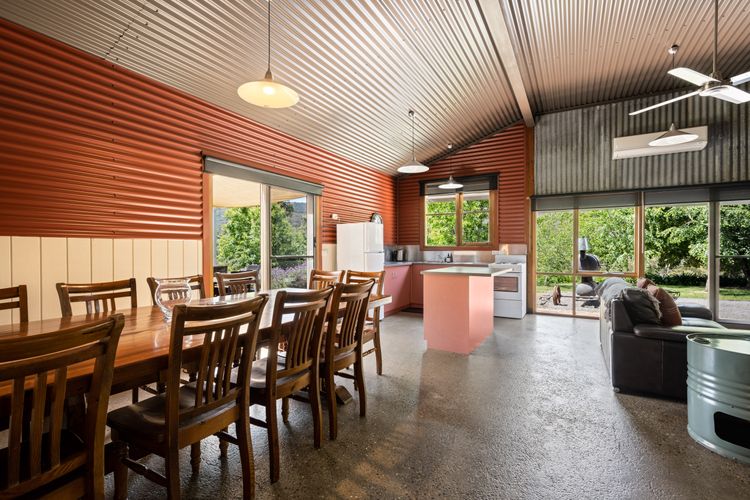 Studio @ Quins Gap Retreat