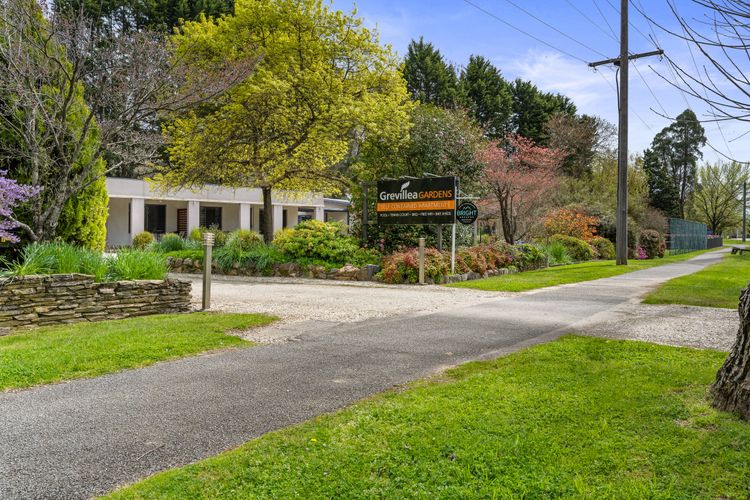 Grevillea Gardens Unit 5