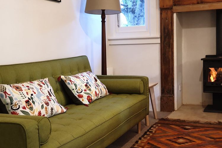 Redruth – 2 bedroom cottage situated in wandiligong