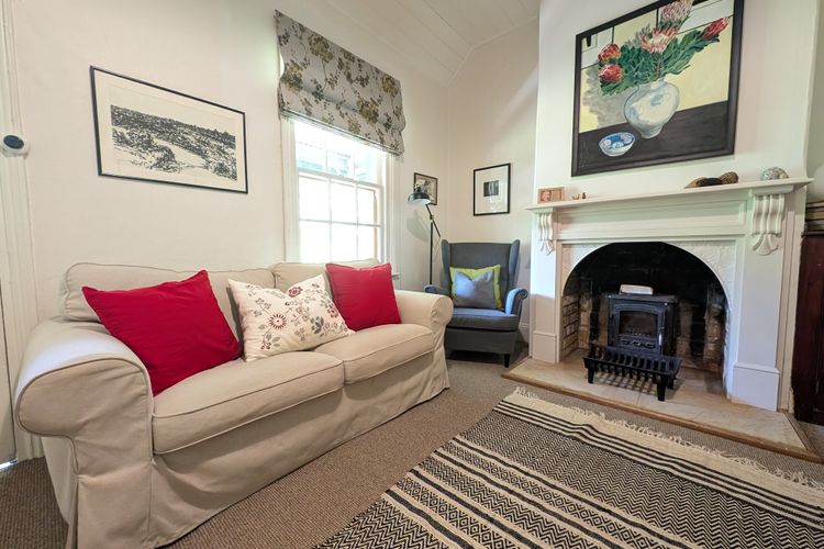 Redruth – 2 bedroom cottage situated in wandiligong