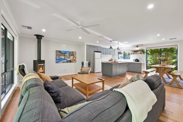 Monty’s on Lumley Drive