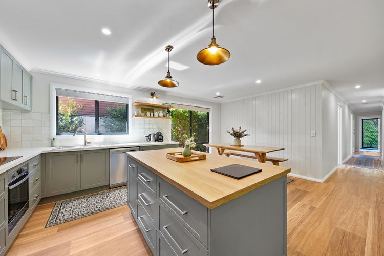 Monty’s on Lumley Drive