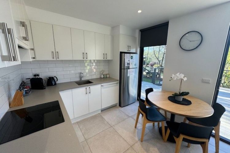 Panorama Views – Bright