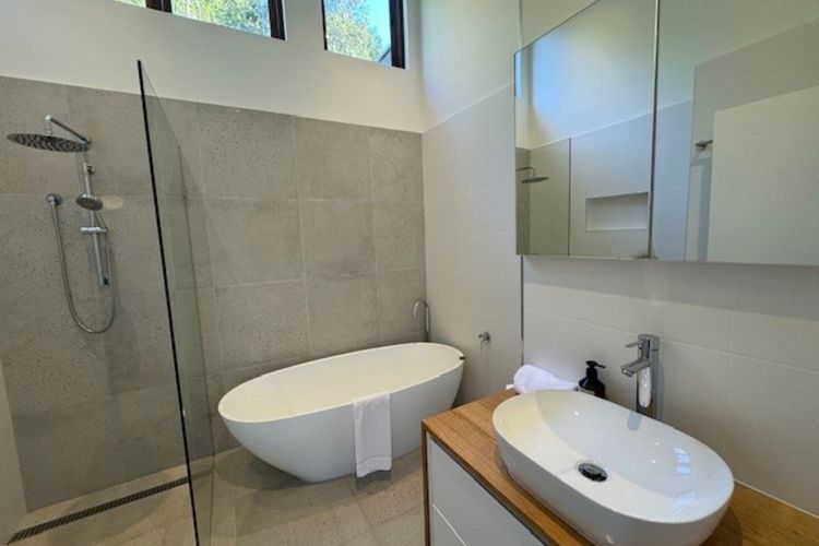 Panorama Views – Bright