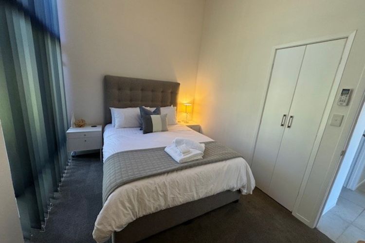 Panorama Views – Bright