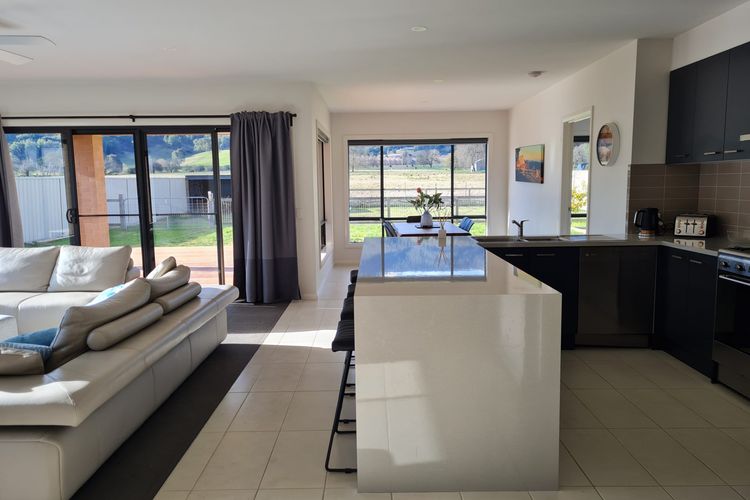 Mount Porepunkah Views